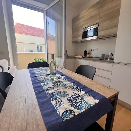 Happy Holiday Apartment Cagliari Exterior foto
